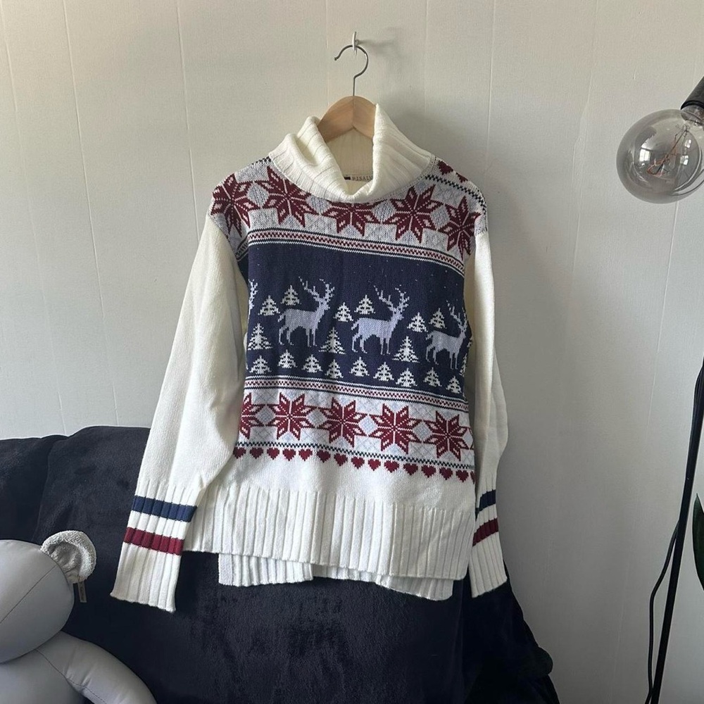 P.J. Salvage White and Burgundy Knit Sweater